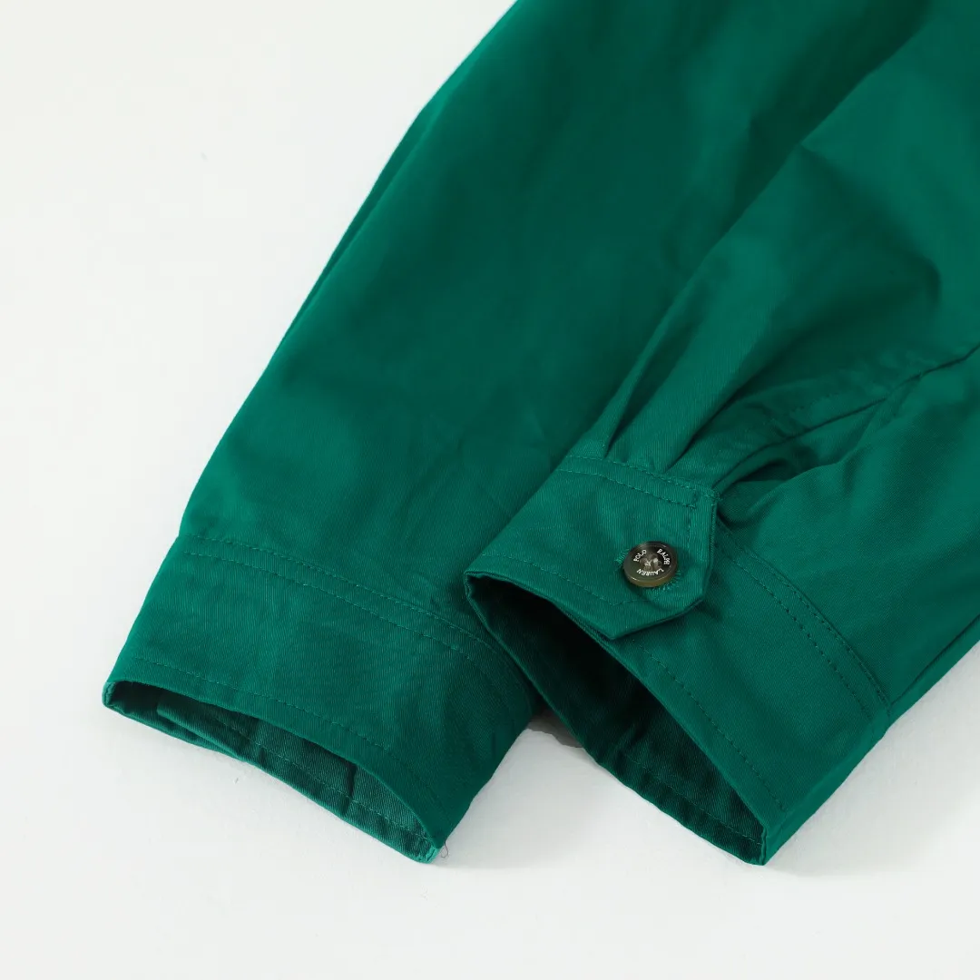 P350 #R25 Ralph Lauren/Ralph Lauren classic unisex old cadre zipper jacket RL12168 Same style as Yi Mengling Item number: RL12168 Recommended by many fashion bloggers, the Harrington jacket's lapel zipper windproof design perfectly blends casual style with street trend elements, making it very suitable for neutral wear. The fabric texture of the jacket is excellent and comfortable to wear. It is a very versatile and trendy jacket. Original development, 100% pure cotton fabric, exquisite embroidery, evergreen style for all seasons, feel free to buy it, retro will never go out of style!  Color: Khaki Black Navy Dark Green Brown Size: S/M/L/XL Length: 68/70/72/74 Bust: 128/132/136/140 Shoulder Width: 52/53/54/55
